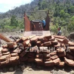 KPHP Konut Kembali Amankan 24 Kubik Kayu KPHP Konut Kembali Amankan 24 Kubik Kayu