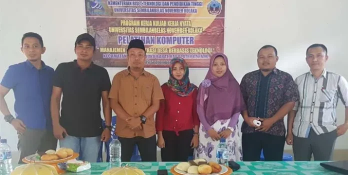 KKN di Konawe, Mahasiswa USN Kolaka Buat Aplikasi Teknologi Sistem Informasi Desa