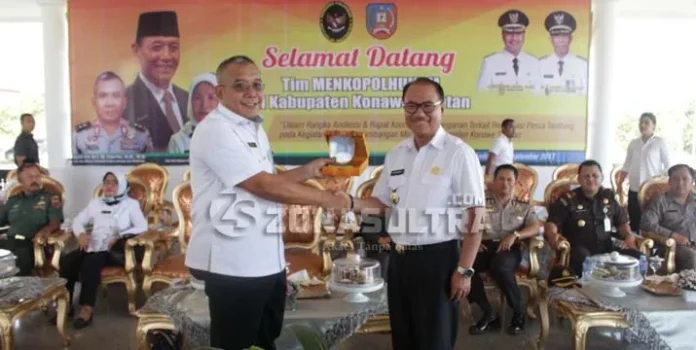 Dikunjungi Tim Menko Polhukam, Bupati Konsel Keluhkan Izin Tambang