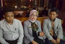 Kuasa Hukum Protes Penetapan Tersangka Apoteker Yang Dituding Menjual Tramadol Tanpa Resep Dokter Kuasa Hukum Protes Penetapan Tersangka Apoteker Yang Dituding Menjual Tramadol Tanpa Resep Dokter