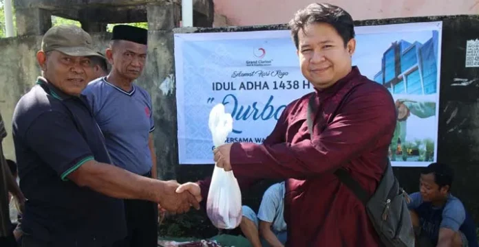 Idul Adha, Grand Clarion Kendari Kurban 4 Ekor Sapi dan 3 Ekor Kambing