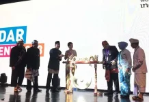 Berbaju Adat Betawi, Menpar Arief Yahya Buka Rakornas Kepariwisataan III 2017 Berbaju Adat Betawi, Menpar Arief Yahya Buka Rakornas Kepariwisataan III 2017