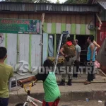 Satpol PP Kendari Tertibkan Lapak PKL di Luar Area Pasar Andounohu Satpol PP Kendari Tertibkan Lapak PKL di Luar Area Pasar Andounohu