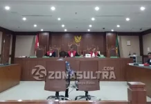 Bacakan Pledoi, Umar Samiun Sebut Berhasil Bangun Buton Baca Pledoi, Umar Samiun Sembunyikan Kasusnya dari Sang Ibu