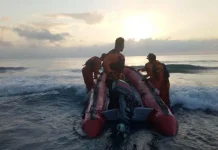 Warga Kendari yang Tenggelam di Pantai Taipa Belum Ditemukan Warga Kendari yang Tenggelam di Pantai Taipa Belum Ditemukan