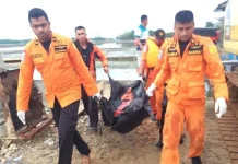 Hilang Semalaman Remaja Ini, Malah Ditemukan Tenggelam di Teluk Kendari Hilang Semalaman Remaja Ini, Malah Ditemukan Tenggelam di Teluk Kendari