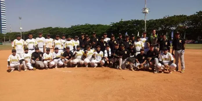 Bantai Pirates 21-0, Tim Softball Lakidende Juara Pool A