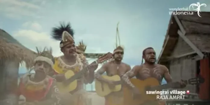 Cuplikan video "Wonderful Indonesia : The Journey to a Wonderful World"