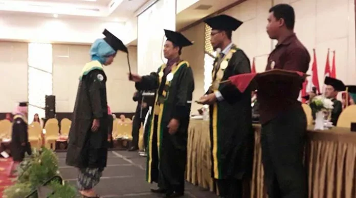 Wisuda 521 Mahasiswa, Ini Harapan Rektor UMK