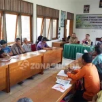 BBPP Batangkaluku Ajari Petani Konawe-Konsel Remajakan Kelapa BBPP Batangkaluku Ajari Petani Konawe-Konsel Remajakan Kelapa