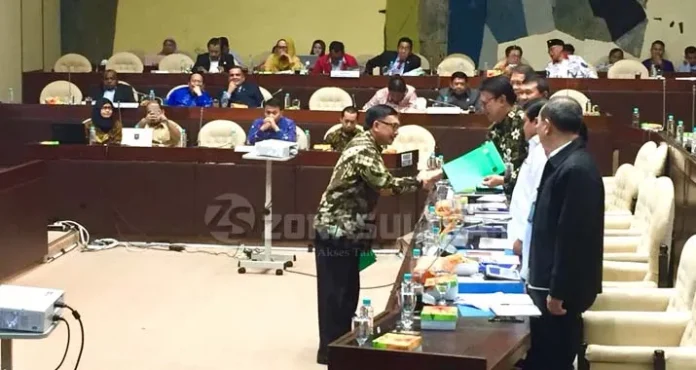 Amirul Tamim Berikan Tanggapan Fraksi PPP Terhadap Perpu Ormas
