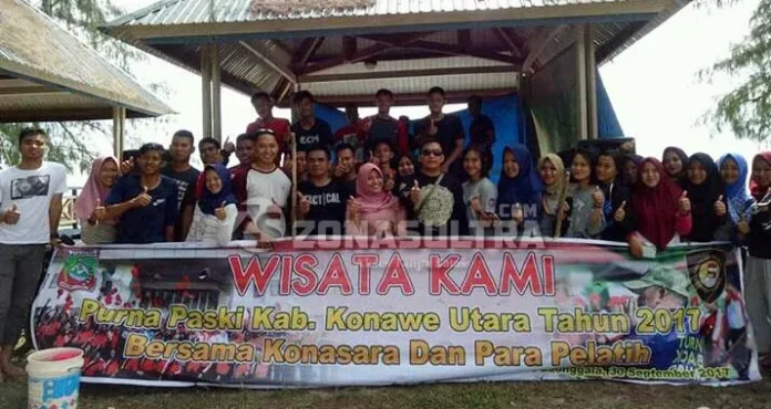 Peringati Hari Kesaktian Pancasila, Anggota Paskibraka Konut dan Polsek Asera Gelar Baksos