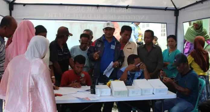 baksos_wakatobi Baksos Kesehatan Gratis Umar Arsal di Wakatobi Diserbu Warga