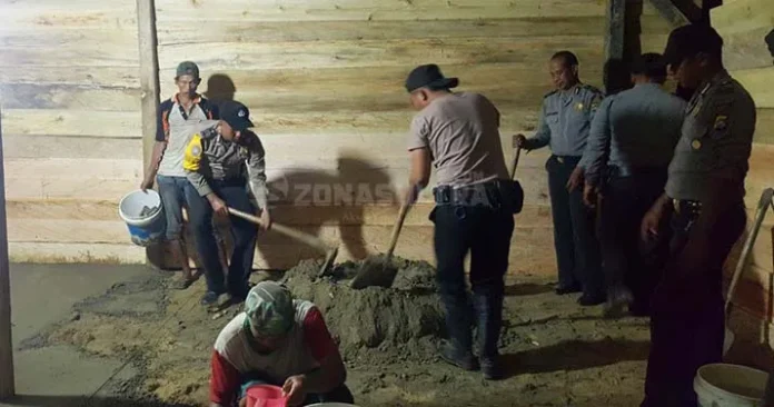 Tak Layak Huni, Rumah Zainal Dibedah Jajaran Polres Konsel