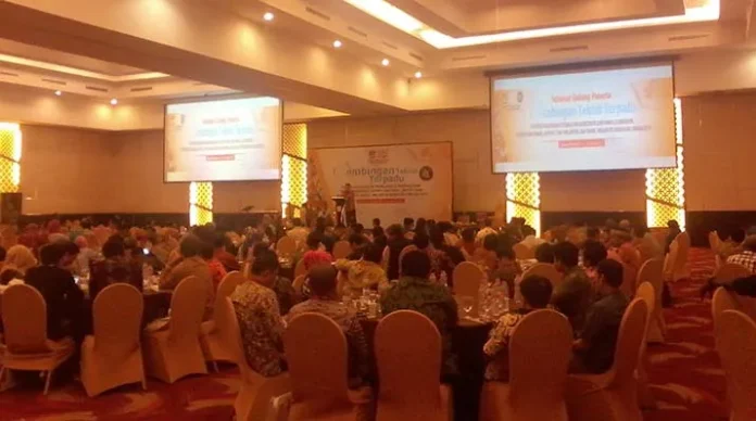 KPU Diminta Fokus dan Dilarang Terima Honor dari Peserta Pemilu