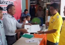 Baru 9 Parpol Daftar di KPU Buton Baru 9 Parpol Daftar di KPU Buton