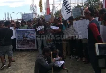 Dituding Lamban Tangani Kasus Lahan Transmigrasi, Warga Datangi Kantor Bupati Konsel Dituding Lamban Tangani Kasus Lahan Transmigrasi, Warga Datangi Kantor Bupati Konsel