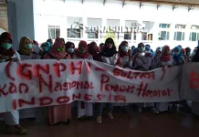 Lakukan Aksi Mogok Kerja, Perawat Honorer Sultra Desak Pemerintah Hapus Tenaga Sukarela Lakukan Aksi Mogok Kerja, Perawat Honorer Sultra Desak Pemerintah Hapus Tenaga Sukarela