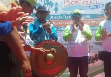 Kemeriahan Pembukaan Festival Bokori 2017 Kemeriahan Pembukaan Festival Bokori 2017