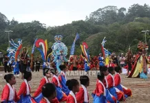 Kolaborasi Tari Pesona Indonesia dan Lumanse Semarakkan Festival Budaya di Tangkeno Kolaborasi Tari Pesona Indonesia dan Lumanse Semarakkan Festival Budaya di Tangkeno