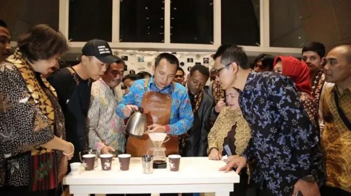 International Coffee Day, Ribuan Orang Ngopi Bareng di Lampung