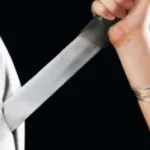 Pria di Kolaka Aniaya Menantu dengan Badik Hingga Tewas ilustrasi penikaman, pembunuhan
