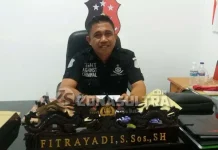 Mengaku Wartawan dan Bawa Sajam, Seorang Pria di Muna Diamankan Polisi Kepala Satuan (Kasat) Reserse Kriminal (Reskrim) Polres Muna Inspektur Satu (IPTU) Fitrayadi
