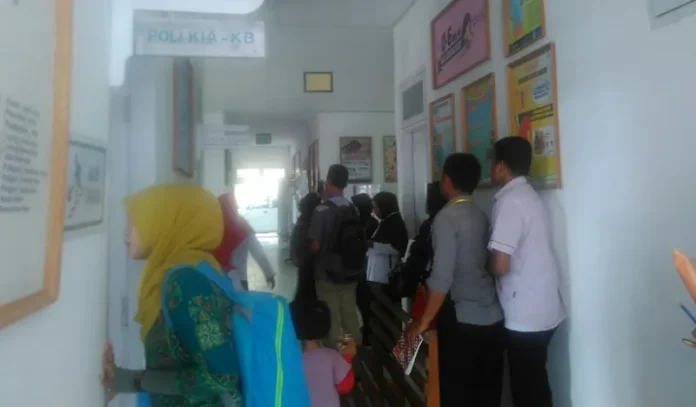 kaji_banding_puskesmas Target Akreditasi, 2 Puskesmas Mubar Lakukan Kaji Bandi di Puskesmas Wua-Wua