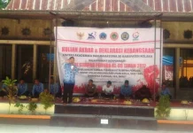Ribuan Civitas Akademi Perguruan Tinggi di Kolaka Ikut Kuliah Akbar USN dan Deklarasi Melawan Radikalisme Ribuan Civitas Akademi Perguruan Tinggi di Kolaka Ikut Kuliah Akbar USN dan Deklarasi Melawan Radikalisme