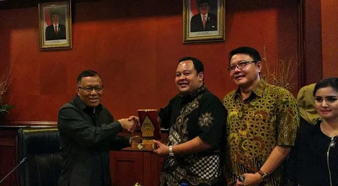 Di Hadapan Komisi VI DPR RI, Saleh Lasata Akui Takut Cabut 13 IUP Bermasalah di Konut