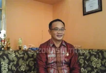 PGRI Kendari Minta Pemerintah Angkat Guru Honorer Jadi PNS Kepala Persatuan Guru Republik Indonesia (PGRI) Kota Kendari Makmur