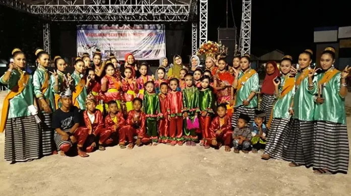 200 Siswa Ikut Pagelaran Seni Tari Wakatobi 2017
