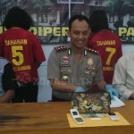 Polres Bombana Tangkap Dua Pengguna dan Pengedar PCC Polres Bombana Tangkap Dua Pengguna dan Pengedar PCC