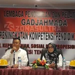 60 Guru PAUD Ikut Pelatihan Peningkatan Kompetensi 60 Guru PAUD Ikut Pelatihan Peningkatan Kompetensi