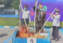 BPOM Kendari Musnahkan Produk Ilegal Senilai Rp 1,4 Miliar BPOM Kendari Musnahkan Produk Ilegal Senilai Rp 1,4 Miliar