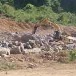 Raup Instruksikan Sekda dan Dinas Perizinan Konut Hentikan Aktifitas Penambangan Batu Raup Instruksikan Sekda dan Dinas Perizinan Konut Hentikan Aktifitas Penambangan Batu