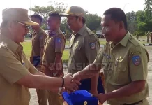 Lima Bendahara Terbaik Di Konsel Diberi Penghargaan Lima Bendahara Terbaik Di Konsel Diberi Penghargaan