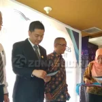 Apresiasi Pelanggan, Garuda Indonesia Serahkan Kartu Keanggotaan Platinum Garuda Miles Apresiasi Pelanggan, Garuda Indonesia Serahkan Kartu Keanggotaan Platinum Garuda Miles