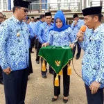 17 Anggota DPRD Konut Kembalikan Mobil Dinas ke Pemda 17 Anggota DPRD Konut Kembalikan Mobil Dinas ke Pemda