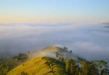 Cerita di Balik Keindahan Puncak Ahuawali, Mulai Jejak Wali Hingga Paralayang AURI Pesona Puncak Ahuawali Konawe, Keindahan Negeri di Atas Awan, Puncak Ahuawali Konawe
