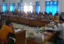 Surunuddin Sebut Pendataan Pajak di Daerah Kacau, Konsel Menunggak Hingga Rp 4,8 Miliar Surunuddin Sebut Pendataan Pajak di Daerah Kacau, Konsel Menunggak Hingga Rp 4,8 Miliar