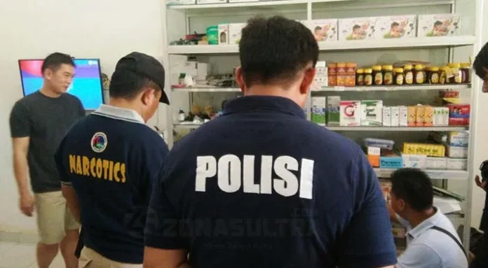Cegah Peredaran Obat Terlarang, Polisi Razia Apotek di Kendari