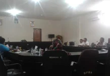 DPRD Konut Minta Papan Roda Jembatan di Desa Mowundo Diperbaiki DPRD Konut Minta Papan Roda Jembatan di Desa Mowundo Diperbaiki