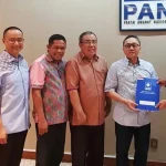 PAN Terbitkan SK Dukungan Pasangan Asrun – Hugua di Pilgub Sultra 2018 PAN Terbitkan SK Dukungan Pasangan Asrun - Hugua di Pilgub Sultra 2018