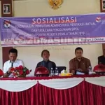KPU Kolut Sosialisasi Penggunaan Aplikasi Sipol Kepada Parpol KPU Kolut Sosialisasi Penggunaan Aplikasi Sipol Kepada Parpol