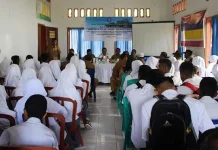 KPUD Wakatobi Himbau Pemilih Pemula Jangan Golput KPUD Wakatobi Himbau Pemilih Pemula Jangan Golput