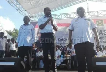 Viktor Laiskodat Sebut Ali Mazi Didukung Presiden Jokowi Viktor Laiskodat Sebut Ali Mazi Didukung Presiden Jokowi