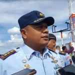 Lanud Halu Oleo Pasang Alat Pemantau Cuaca AWOS Danlanud Halu Oleo Letkol Pnb Muhram Jayahadi Kusuma