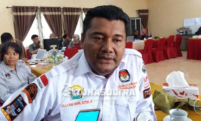 Komisioner KPU Sultra La Ode Abdul Natsir Muthalib