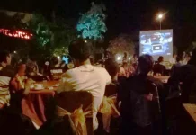 Ratusan Orang Meriahkan Nobar Moto GP di Sutan Raja Kolaka Ratusan Orang Meriahkan Nobar Moto GP di Sutan Raja Kolaka